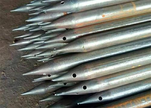 黑河隧道钢花管现货